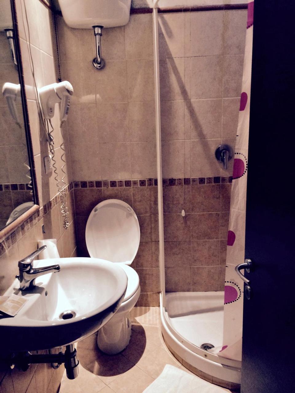 Caput Mundi Hotel Рим Екстериор снимка